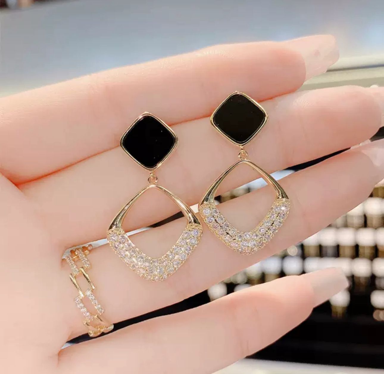 rhombus diamond earrings